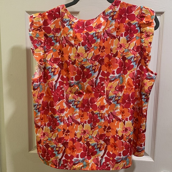 Shein top - Picture 3 of 3